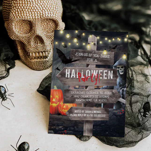 Spooky Haunted Halloween Party Invitation | Zazzle