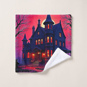 Spooky Haunted House at Dusk Design Bath Towel Set