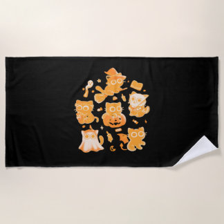 Spooky Kittens Classic T-Shirt Beach Towel