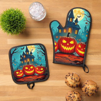 Spooky Night Haunted House Thrills Oven Mitt & Pot Holder Set