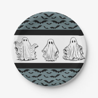 Spooky pattern with ghosts and bats paper plates