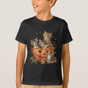 Spooky Pumpkin Vintage 90s Cat Retro Halloween T-Shirt
