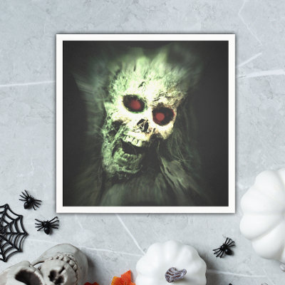 Spooky Screaming Skull Halloween