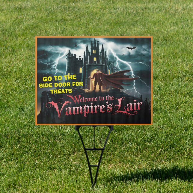 Spooky sign for trick-or-treaters (Insitu)