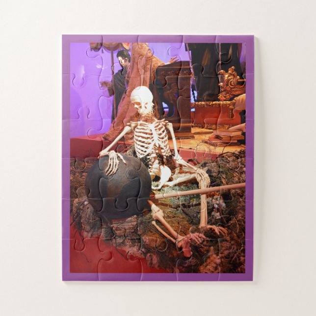 Spooky skeleton jigsaw puzzle (Vertical)