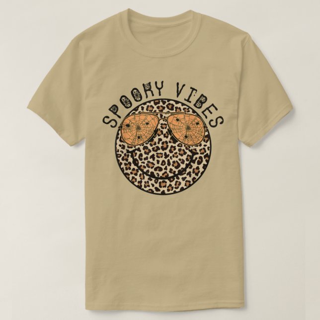 Spooky Smile LeopardHallowwen Scary Night Costume  T-Shirt (Design Front)