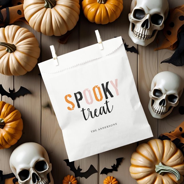 Spooky Treat Modern Halloween  Favor Bag (Creator Uploaded)