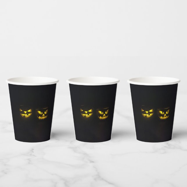 Spooky yellow pumpkin face on black paper cups (Multi)