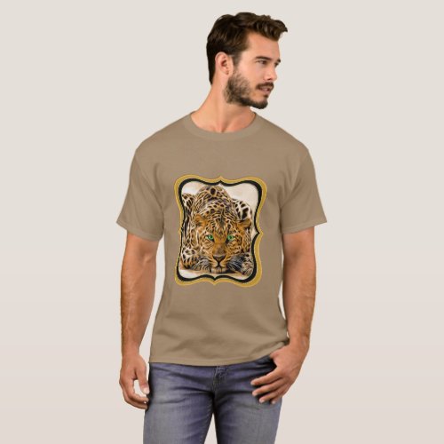 Spotted Bright green eye leopard looking at you T_Shirt