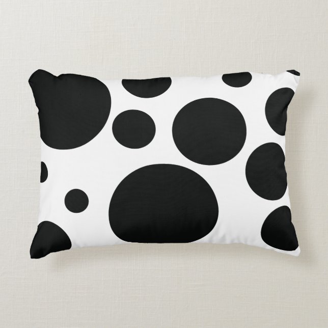 Spotty pattern accent pillow (Front)