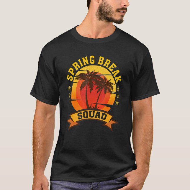 Spring Break Squad 2023 Retro Beach Sunset Matchin T-Shirt (Front)