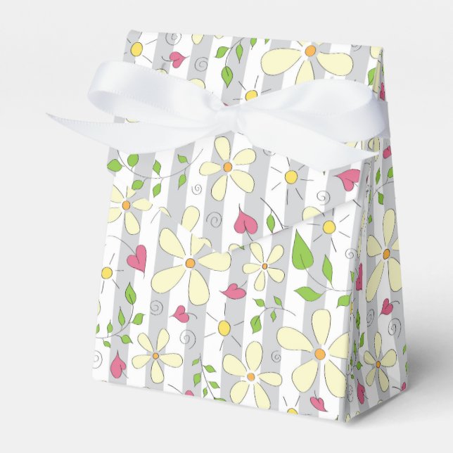 Spring flowers doodles cartoon daisy heart sun favor boxes (Front Side)