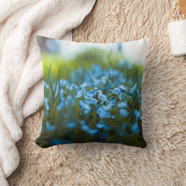 Spring flowers on field throw pillow (Blanket)