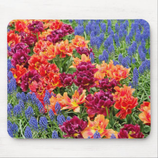 spring garden mouse pad