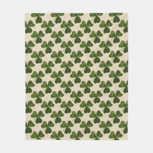Spring Green Irish Shamrock Pattern Fleece Blanket