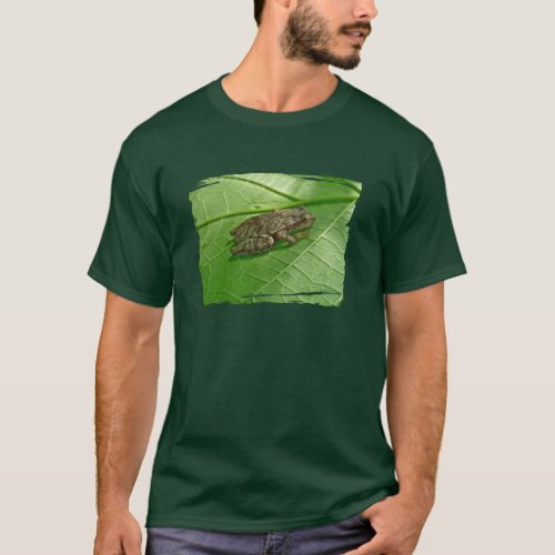 Spring Peeper Pseudacris crucifer Treefrog Items T_Shirt
