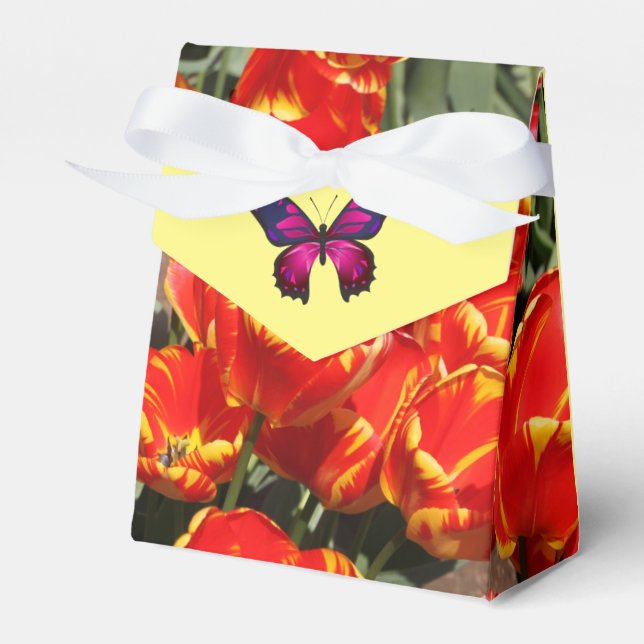 Spring Red Tulips Favor Box (Front Side)