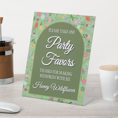Spring Wildflowers Bridal Shower Design on Green Pedestal Sign
