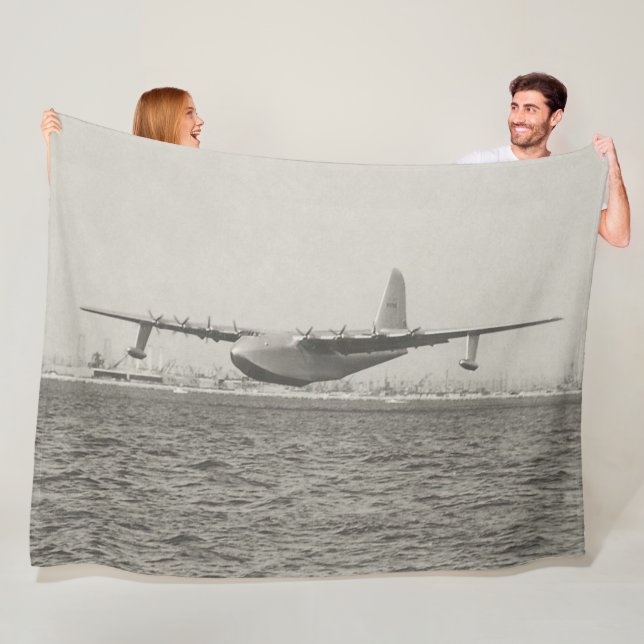 SPRUCE GOOSE FLEECE BLANKET (In Situ)