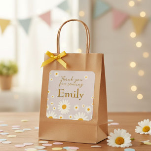 Square birthday labels for Daisy / "Thank you"