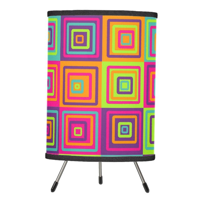 Squares Pattern Tripod Lamp (Front)