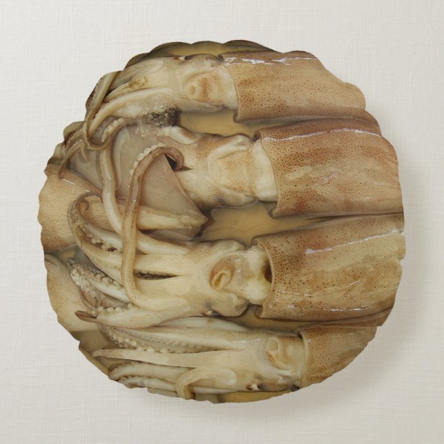 Squid - Calamari Round Pillow (Front)
