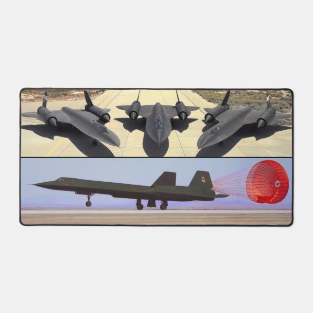 SR-71 BLACKBIRD DESK MAT (Front)
