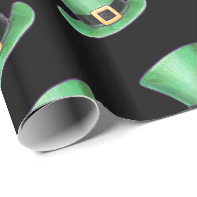St Paddy's Day Green Top Hat Pattern on Black Wrapping Paper (Roll Corner)