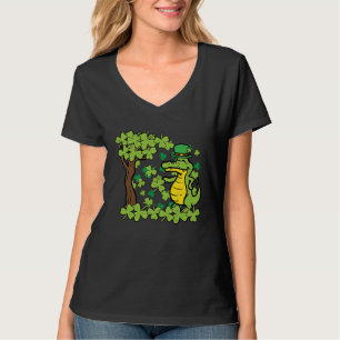 St Patrick Day Alligator Shamrock Saint Pattys Men T-Shirt