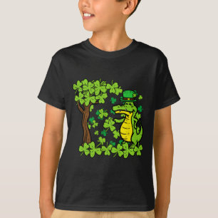 St Patrick Day Alligator Shamrock Saint Pattys Men T-Shirt