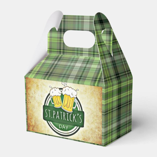 St.Patrick`s Day,Green Irish Plaid Favor Boxes (Front Side)