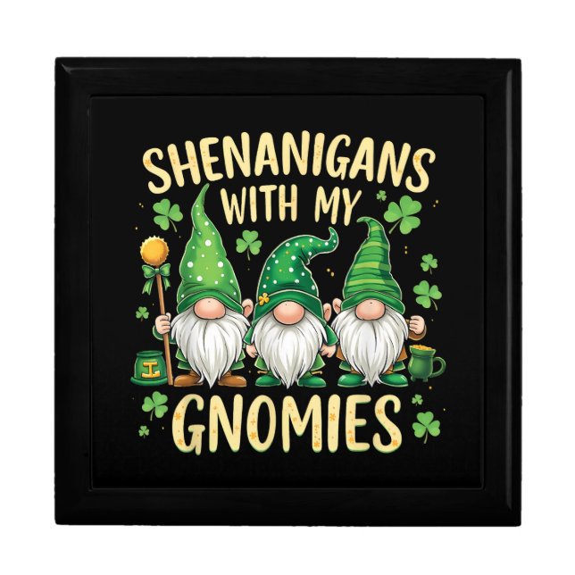 St Patrick’s Day Lucky Shamrock Gnome  Gift Box (Front)