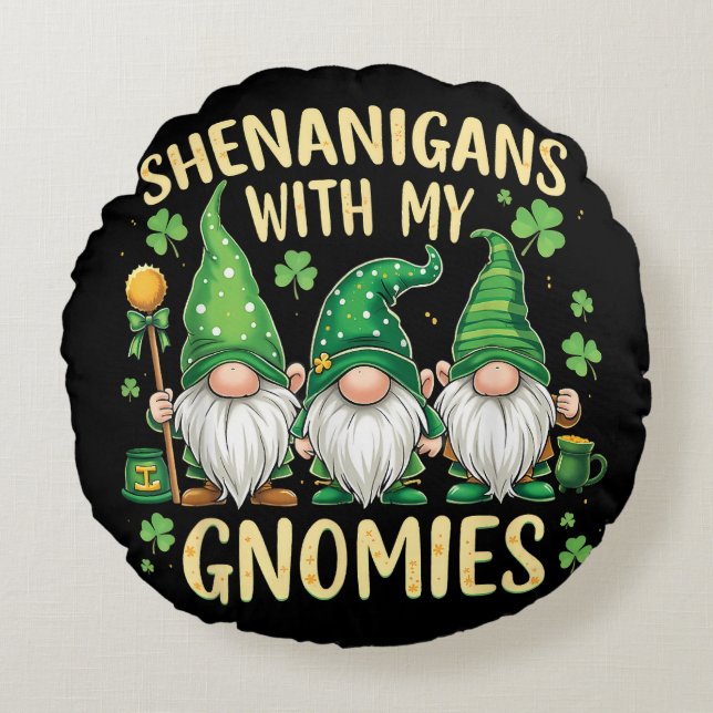 St Patrick’s Day Lucky Shamrock Gnome  Round Pillow (Front)