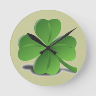 St. Patrick’s Day  Shamrock Clover Clock