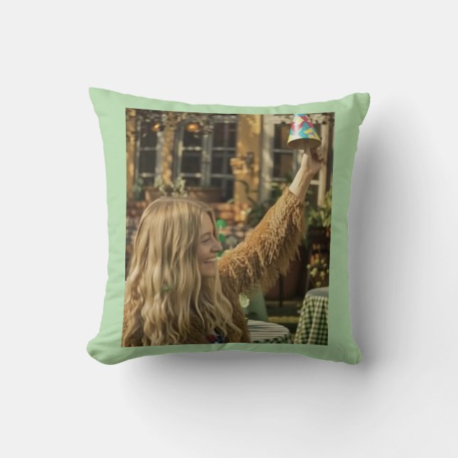 St Patrick’s Day Throw Pillow  (Front)