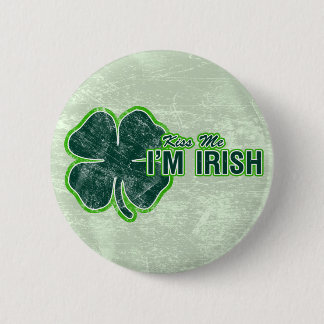 St. Patrick’s ‘Kiss Me’ Shamrock Grunge Button