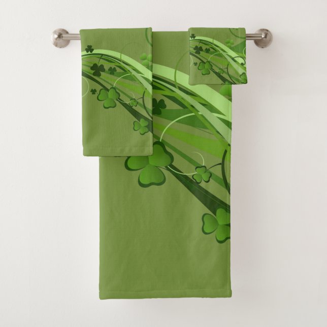 St. Patrick's Day Bathroom Towel Sets Floral (Insitu)