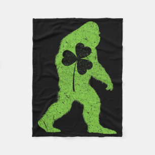 St Patrick's Day Bigfoot Shamrock Men Women Kids B Fleece Blanket