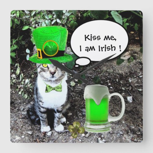 ST PATRICKS DAY CAT WITH GREEN IRISH BEER SQUARE WALL CLOCK