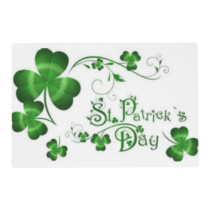 NWT Storehouse St.Patrick's Day Set of 2 Green Shamrock Sparkle Placemats 
