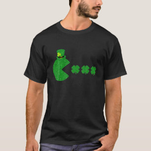 St Patricks Day Gamer Leprechaun Eating Shamrocks T-Shirt