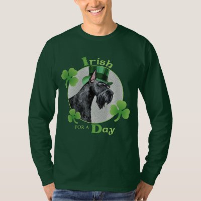St. Patrick's Day Giant Schnauzer T-Shirt