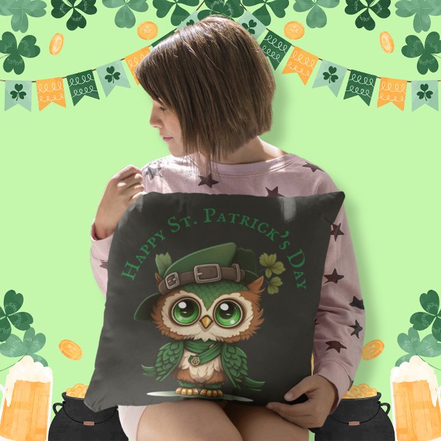 St. Patrick's Day Green Owl   Throw Pillow (St. Patrick's Day Green Owl personalized Cushion)