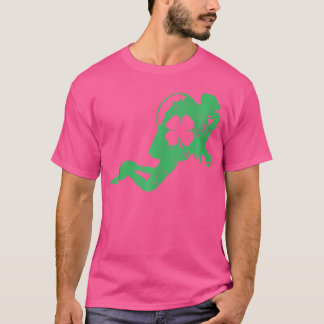 St Patrick'S Day Green Shamrock Scuba Diver Diving T-Shirt