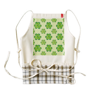 St. Patrick's Day Green Shamrocks Lucky Clovers Zazzle HEART Apron