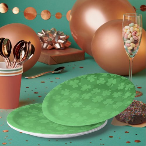 St Patricks Day green shamrocks ombre pattern Paper Plates