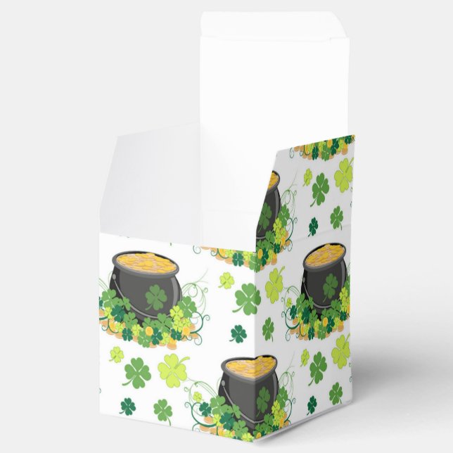 St Patricks Day Ireland Green Clover Leprechaun Favor Boxes (Opened)