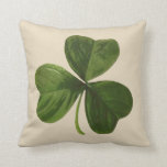 St Patrick&#39;s Day Irish Shamrock Throw Pillow