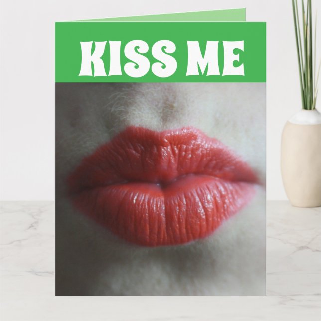  ST. PATRICK'S DAY KISS ME I'M IRISH GREETING CARD (Front)