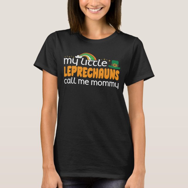 St Patrick's Day Mom Mommy's Lucky Charm Irish Mot T-Shirt (Front)